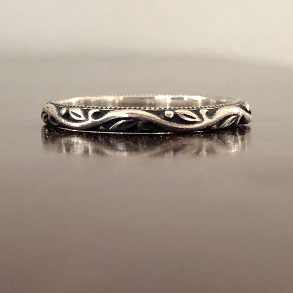 James Avery Renaissance Wedding Ring Size 8 Sterling Silver